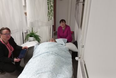 Neurosonic-mobiilipatjan testausta yhdessä Harjavallan kaupungin työntekijöiden kanssa.