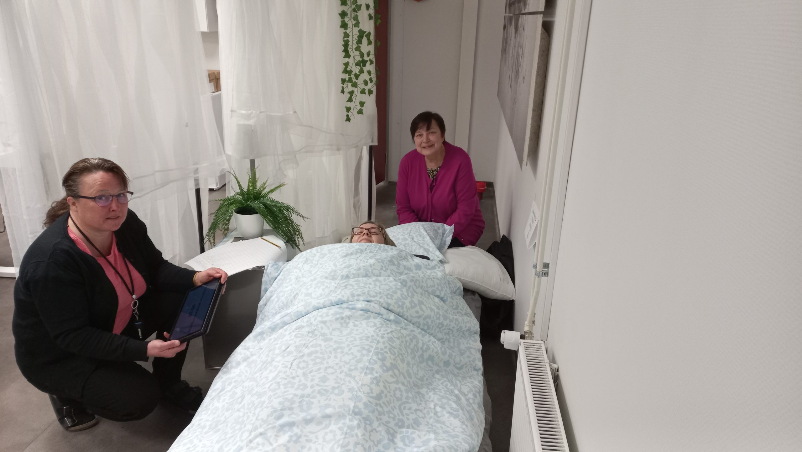 Neurosonic-mobiilipatjan testausta yhdessä Harjavallan kaupungin työntekijöiden kanssa.